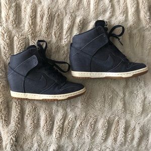 Nike Sky Hi Dunk